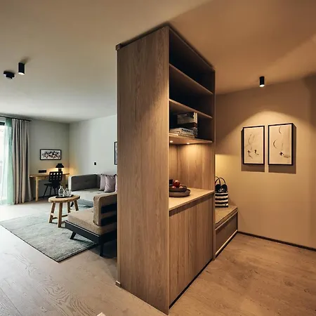 Ullrhaus 호텔 장크트안톤암아를베르크