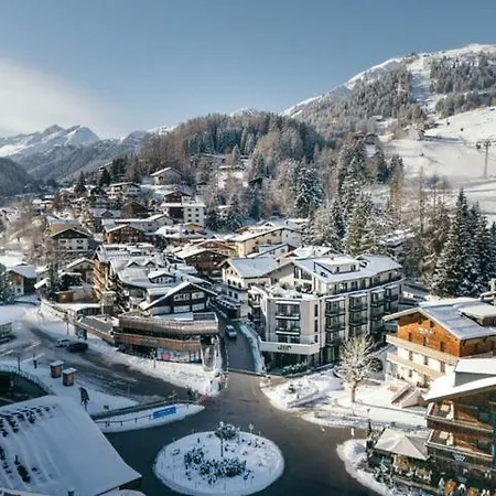Hotel Ullrhaus 4*